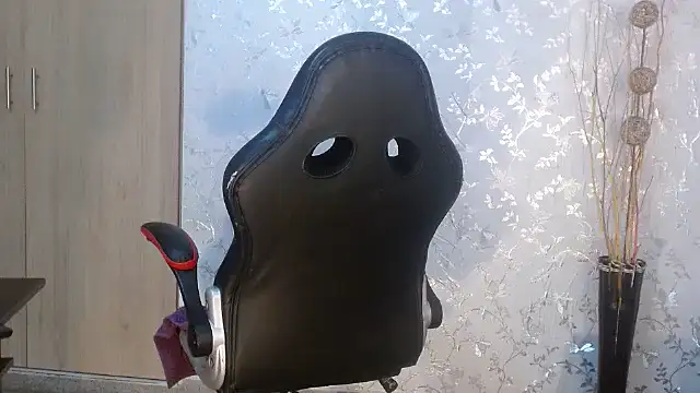 Snapshot of Samantabrown_ chatting on February 24, 12:05 pm Samantabrown online show from February 24, 12:05 pm