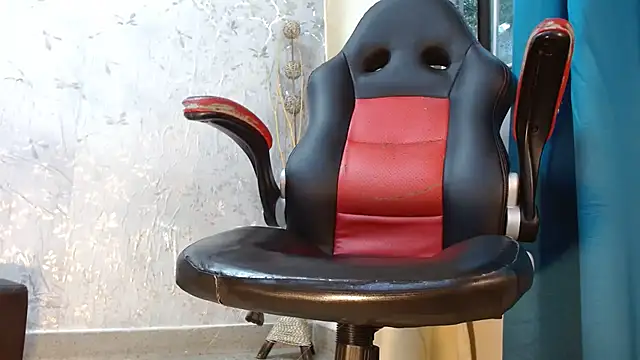 Snapshot of Samantabrown_ chatting on September 22, 11:23 am Samantabrown online show from September 22, 11:23 am