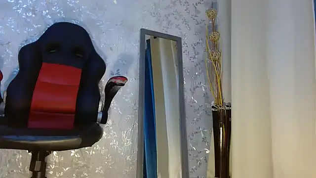 Snapshot of Samantabrown_ chatting on November 21, 11:20 am Samantabrown online show from November 21, 11:20 am