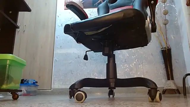 Samantabrown  online show from March 15, 11:16 am