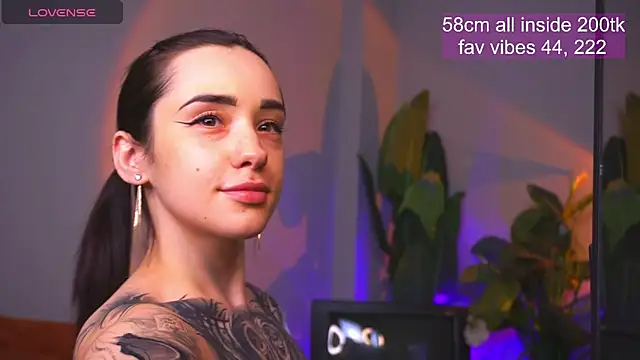 EvaCanton online show from April 22, 2:03 am