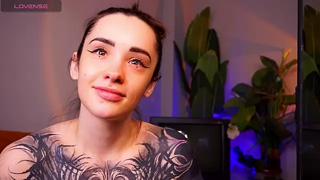 EvaCanton online show from April 23, 2:02 am