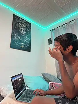 alejo cute online show from May 16, 3:11 pm