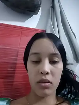 Snapshot of The-quee22 chatting on February 28, 9:44 pm The-quee22 online show from February 28, 9:44 pm