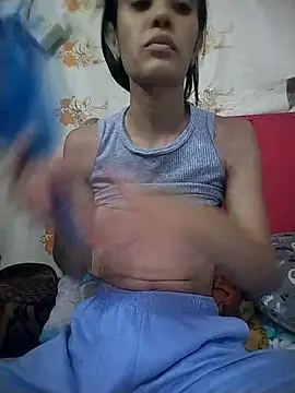 Snapshot of The-quee22 chatting on October 10, 7:02 pm The-quee22 online show from October 10, 7:02 pm