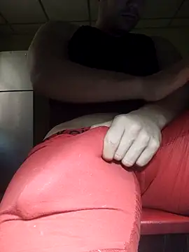 AlexisSpears  online show from February 25, 12:15 pm