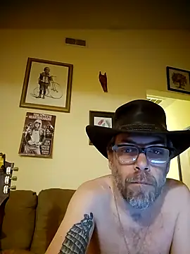 Snapshot of Geaux_Again chatting on February 22, 2:28 am Geaux Again online show from February 22, 2:28 am