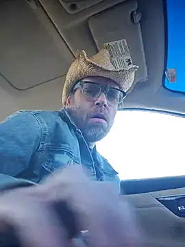 Snapshot of Geaux_Again chatting on March 3, 8:32 pm Geaux Again online show from March 3, 8:32 pm