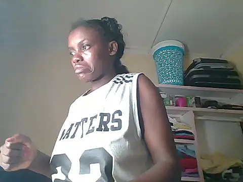 awino001 online show from March 26, 11:43 pm