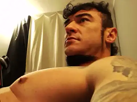 Snapshot of ballardbret chatting on February 10, 4:30 am ballardbret online show from February 10, 4:30 am