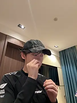 1a1a1alll online show from November 5, 3:23 pm