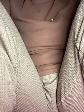 Milk Mom99 online show from December 28, 6:28 am