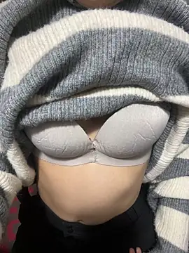 Milk Mom99 online show from February 24, 9:21 am