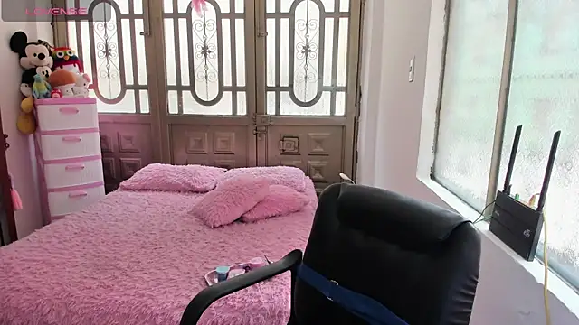 Snapshot of pamela_tcw chatting on March 10, 5:39 pm pamela tcw online show from March 10, 5:39 pm