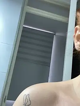 SamanthaKlein  online show from December 28, 7:43 pm