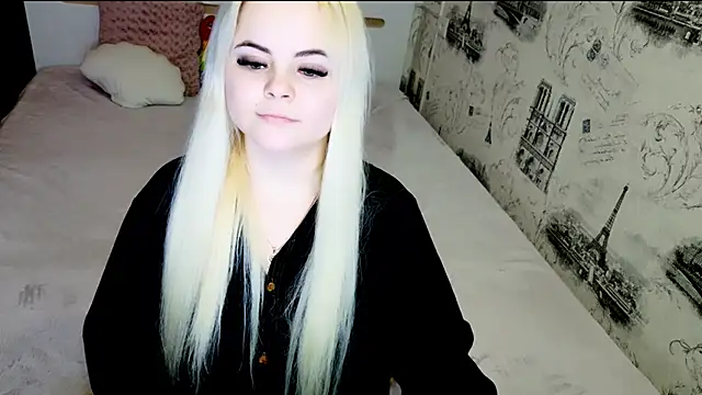 lovely-eyes online show from April 21, 7:17 pm