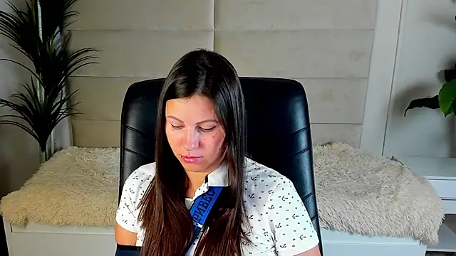 Snapshot of Dana__dom chatting on November 8, 12:55 am Dana dom online show from November 8, 12:55 am