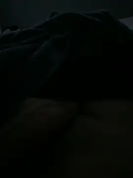 Snapshot of betinhodelas chatting on February 8, 4:27 am betinhodelas online show from February 8, 4:27 am