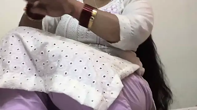 Gulaboo bhabi online show from March 9, 6:39 am