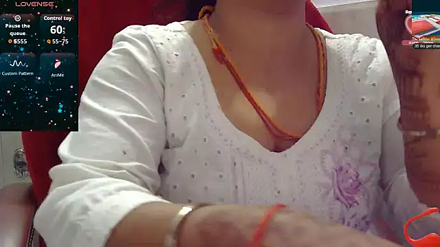 Gulaboo bhabi online show from October 11, 1:42 pm