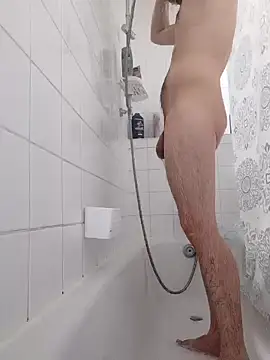 Snapshot of Chriso0007 chatting on October 12, 8:46 am Chriso0007 online show from October 12, 8:46 am