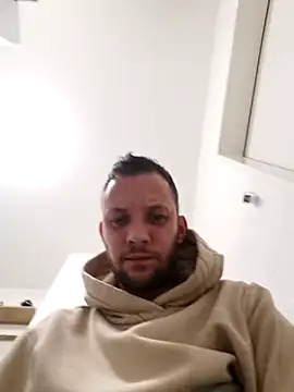 Snapshot of Chriso0007 chatting on October 16, 1:28 am Chriso0007 online show from October 16, 1:28 am