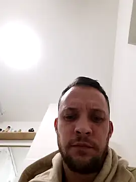 Snapshot of Chriso0007 chatting on October 20, 1:28 am Chriso0007 online show from October 20, 1:28 am