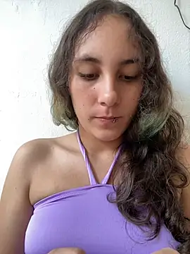 Snapshot of xlunna chatting on December 31, 9:39 pm xlunna online show from December 31, 9:39 pm