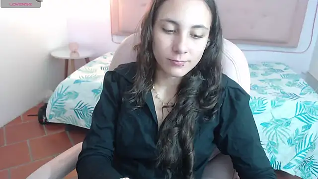 Snapshot of xlunna chatting on February 12, 7:56 pm xlunna online show from February 12, 7:56 pm