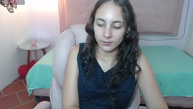 Snapshot of xlunna chatting on February 26, 8:44 pm xlunna online show from February 26, 8:44 pm