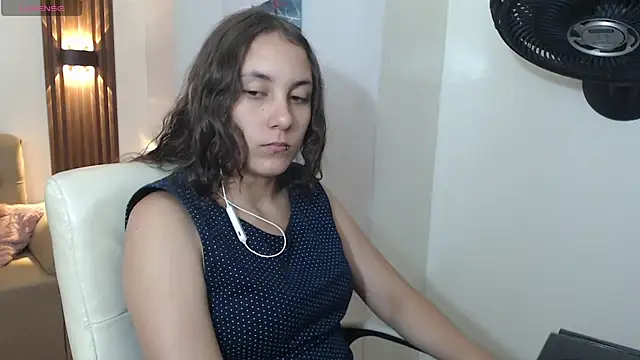 Snapshot of xlunna chatting on October 11, 3:54 pm xlunna online show from October 11, 3:54 pm