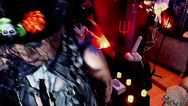 MorganaCrowley online show from October 29, 8:10 pm