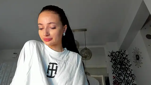 IreneVON online show from December 20, 4:31 am