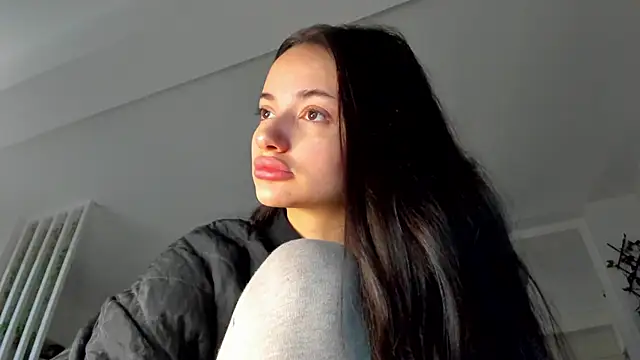 IreneVON online show from January 3, 5:06 am