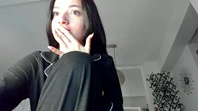 IreneVON online show from January 15, 5:50 am