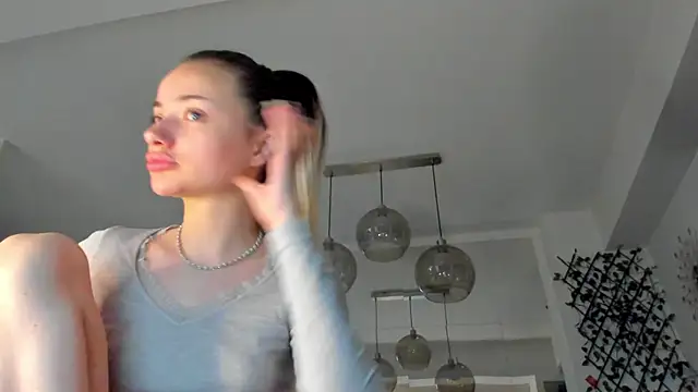 IreneVON online show from January 18, 5:20 am