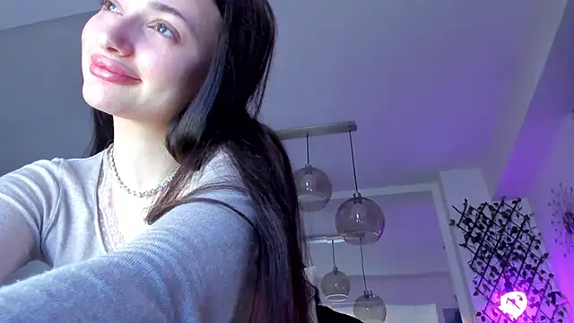 IreneVON online show from February 25, 3:27 pm