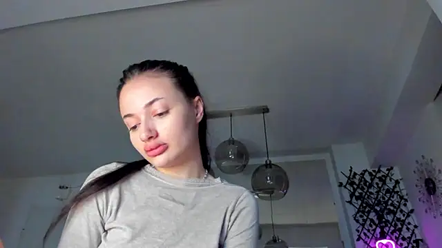 IreneVON online show from February 28, 5:59 am