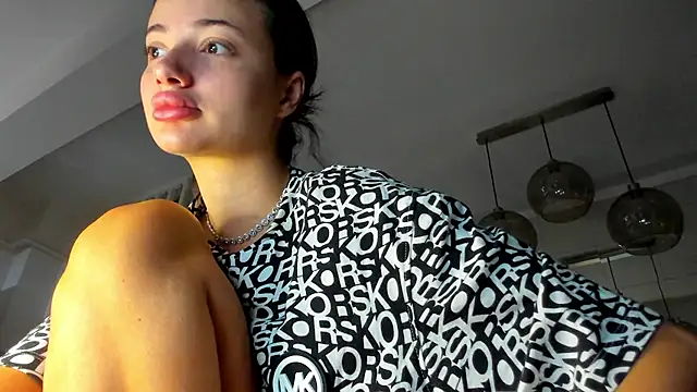 IreneVON online show from September 17, 4:14 am