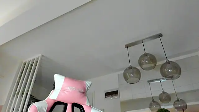 IreneVON online show from January 7, 4:59 am