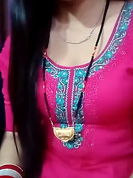 Snapshot of Slim_bhabhi chatting on January 8, 10:59 am Slim bhabhi online show from January 8, 10:59 am