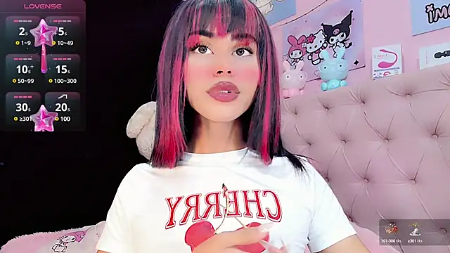 Cute Roxxy online show from February 2, 10:35 am