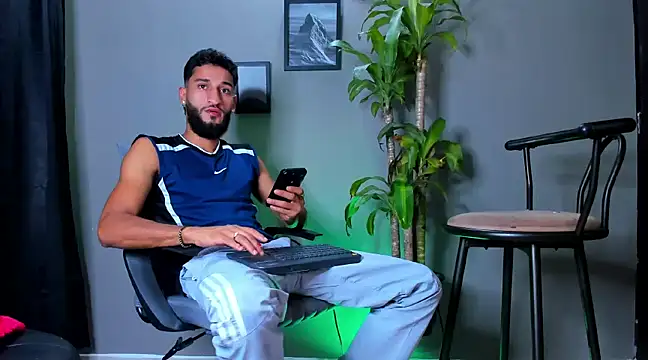 Damian 022 online show from January 11, 11:46 pm