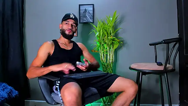 Damian 022 online show from July 17, 1:01 am