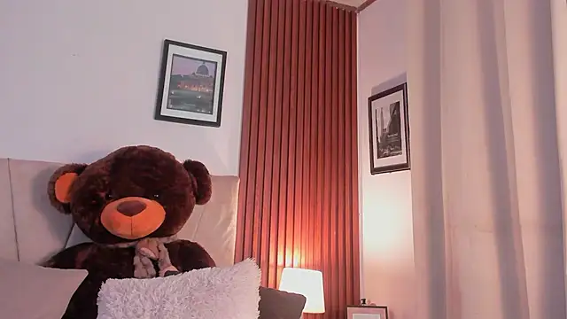 Snapshot of angeli_sexi chatting on May 10, 12:38 am angeli sexi online show from May 10, 12:38 am