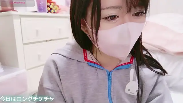 maii- online show from April 2, 1:20 pm