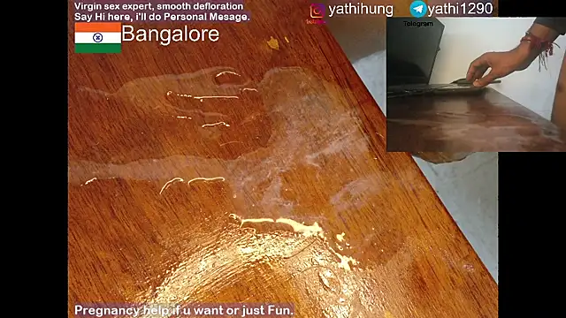 Snapshot of KingCobraClassy chatting on October 9, 11:03 pm KingCobraClassy online show from October 9, 11:03 pm