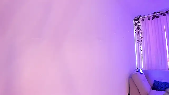 Bella ev online show from September 14, 4:28 pm