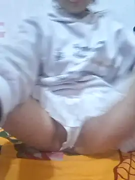 Snapshot of Tanyna chatting on December 29, 9:39 am Tanyna online show from December 29, 9:39 am