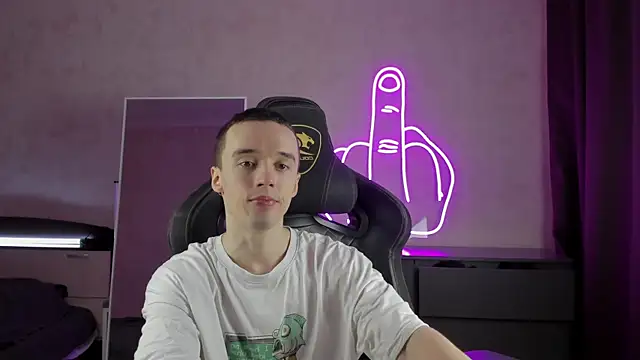 MasonWarholl online show from January 9, 5:43 pm